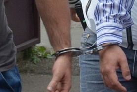 Doi tineri au jefuit o grădiniță din Căușeni, dar au fost identificați imediat de polițiști